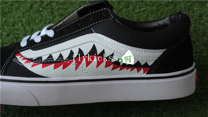 Vans Old Skool Shark Black White